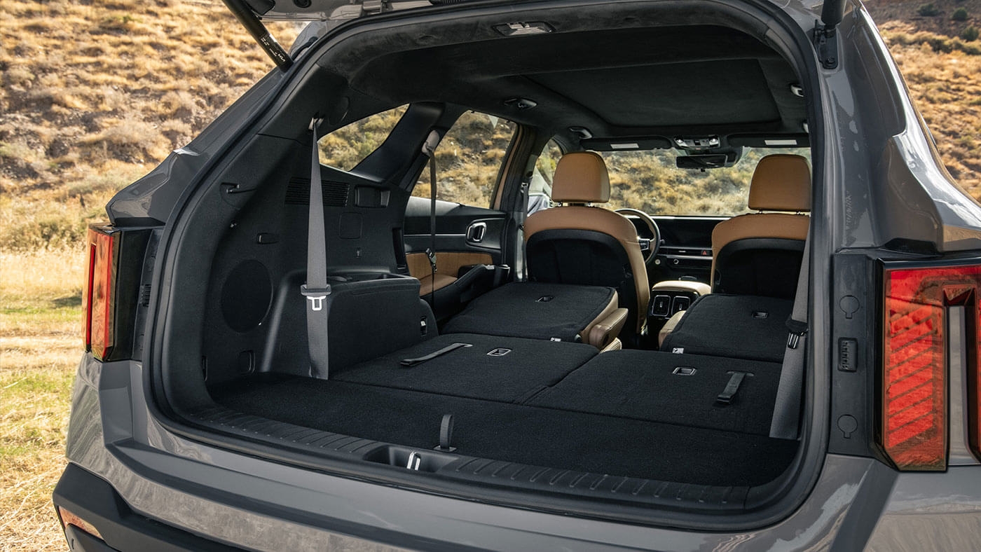 Habitacle avant du Kia Sorento HEV 2025.